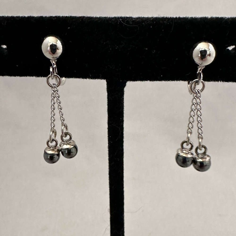 Vintage Sorrento Sterling screw back dangle earrings with hematite beads